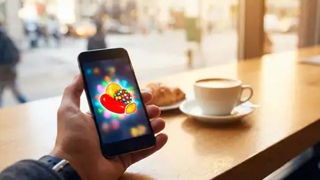 Waarom Candy Crush Saga Zo Verslavend Blijft